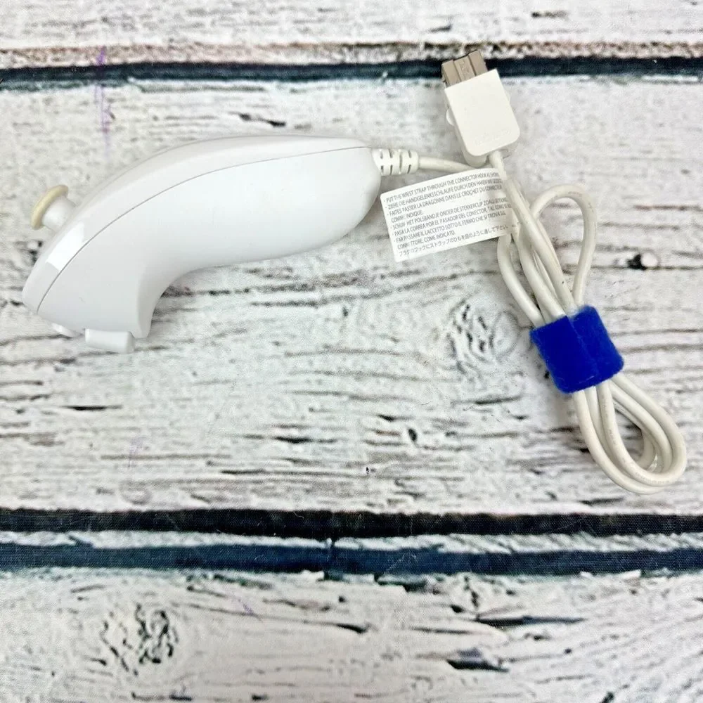 Nintendo Wii Nunchuk White Controller Authentic‎ Genuine OEM RVL-004 Tested